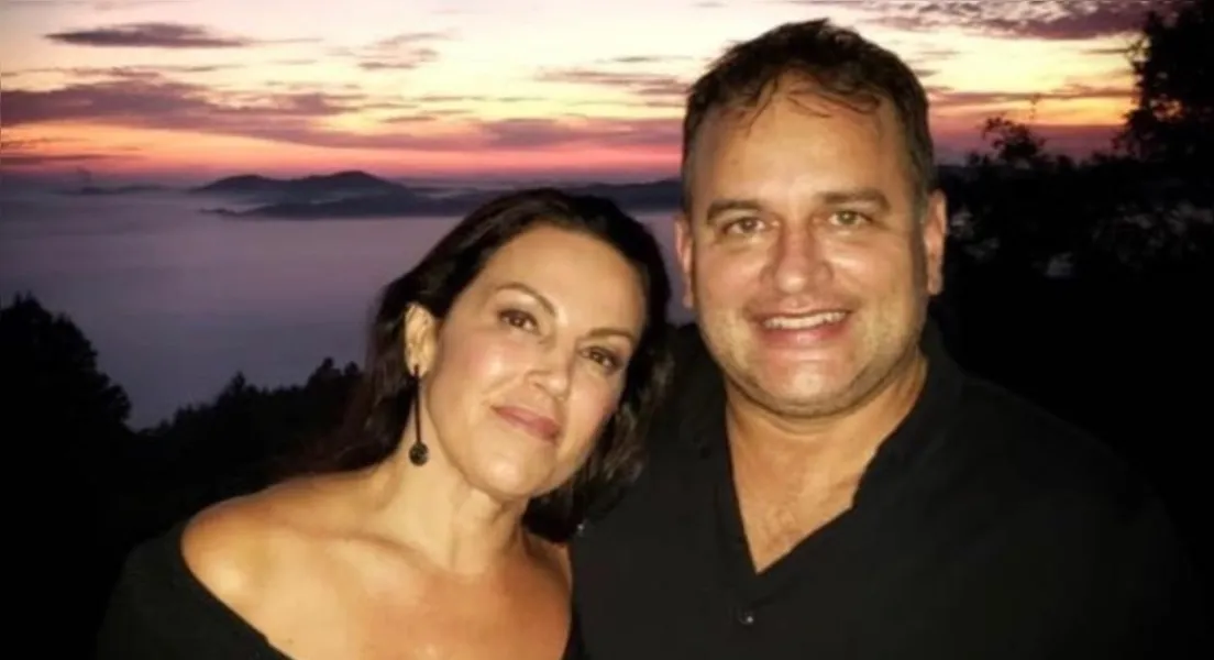 FELICITAÇÕES - O conceituado cardiologista Marcelo Valadão Ferreira de Carvalho celebra na data de hoje (4), a passagem de seu aniversário. No registro especial para a coluna RC, Marcelo ao lado de sua esposa, a também respeitada médica Ana Paula Costa Pádua de Carvalho. Da Coluna RC os votos de saúde e alegrias.