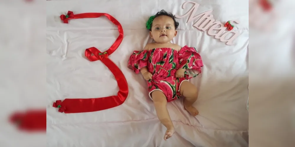 Mirela Rosa comemorou seus três meses de vida nesta terça-feira (29). Seus pais Jheniffer Rosa e Victor Guilherme Rosa estão muito felizes pela vida de sua filha
