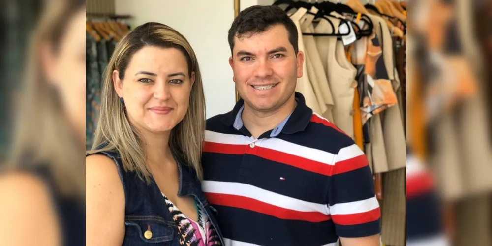 Nesta quinta-feira (7), a partir das 19 horas, acontece o coquetel da Boutique multimarcas La Victorie Boutique. Na ocasião será apresentada à nova coleção das marcas Lança Perfume e Felini. No registro, o casal de empresários Eduardo da Cruz e Daiane Caroline Peruffo da Cruz Comentaremos.