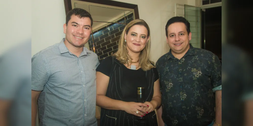 Eduardo da Cruz, Daiane Peruffo Cruz e este colunista.
