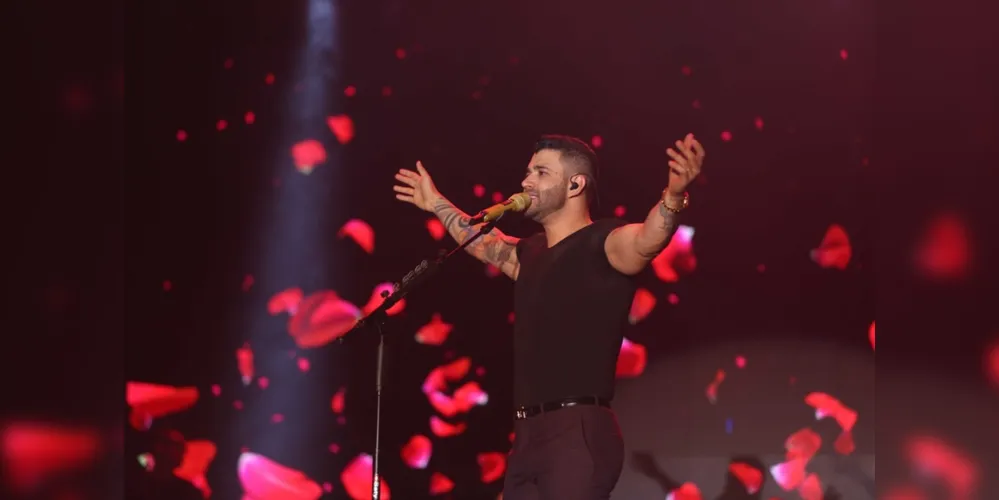 Entre os últimos hits do artista estão “Milu” e “Quem Traiu Levou”