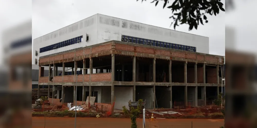 Maternidade está sendo construída através de uma emenda parlamentar individual indicada pelo deputado federal Aliel Machado (PSB) 