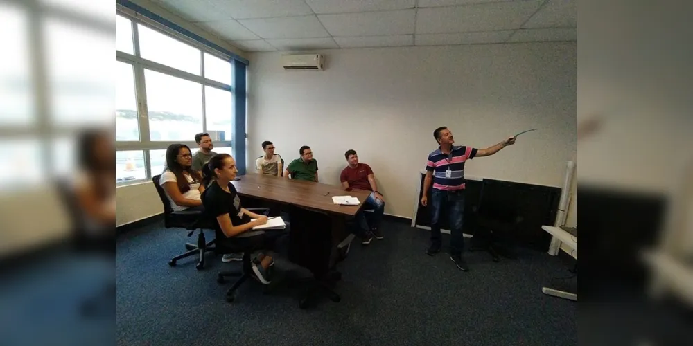 Imagem ilustrativa da imagem Funcionários do Aeroporto de PG passam por treinamento