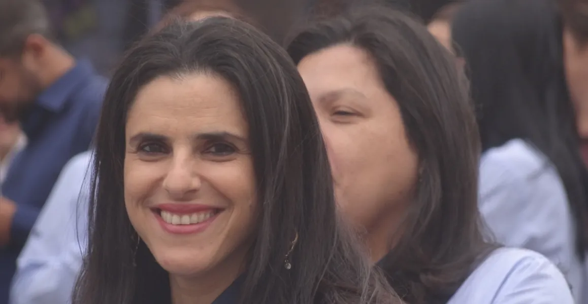 TROCA DE IDADE - Nayara Cury Caruso será muito cumprimentada pela passagem de seu aniversário nesta quinta-feira (23). Da coluna RC os votos de felicidades.