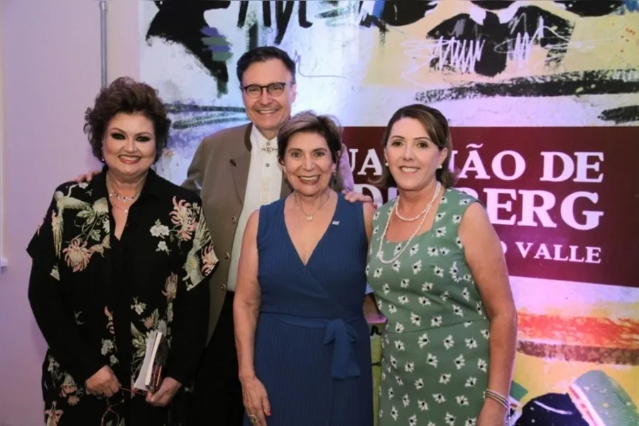 DOCE CONFEITAR - Luisa Cristina dos Santos Fontes, Carlos Mendes Fontes Neto, Elizabeth Schmidt e Lucia do Valle