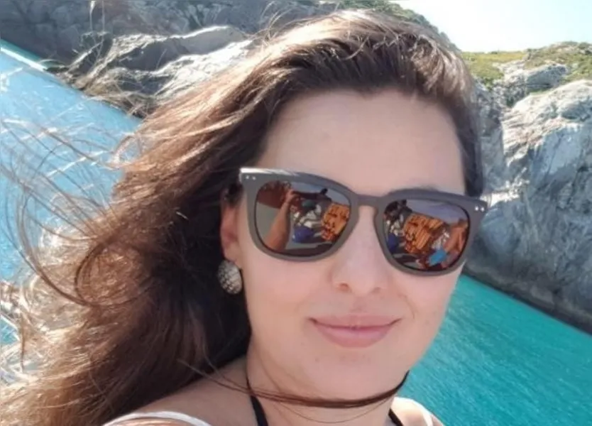 BDAY - Karina Machado receberá as felicitações pela passagem de seu aniversário nesta quinta-feira (2). Da coluna RC os votos de alegrias e sucesso.