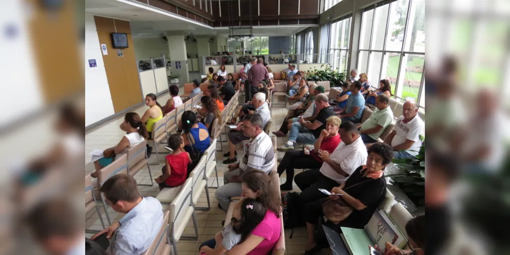 Lei prevê gratificação por produtividade para servidores da Praça de Atendimento e da Procuradoria Geral do Município (PGM)