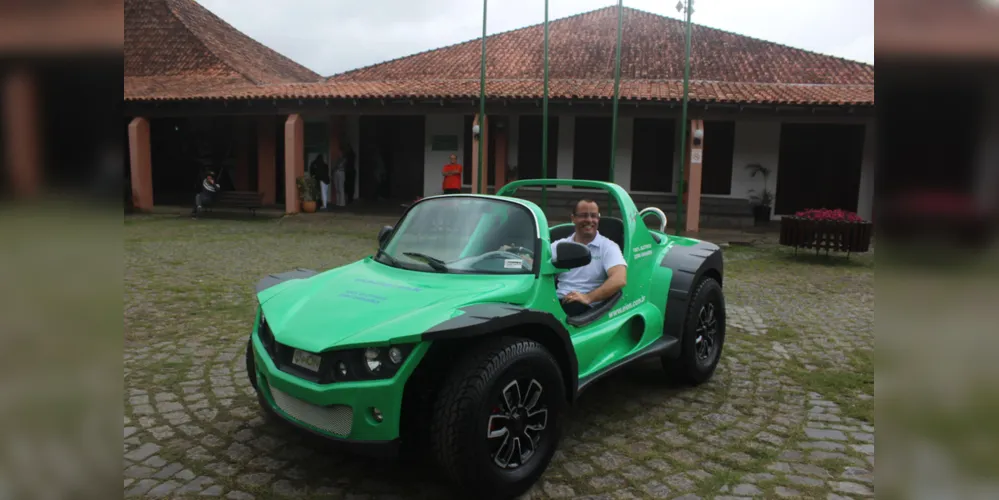 Imagem ilustrativa da imagem Startup paranaense cria veículo 100% elétrico