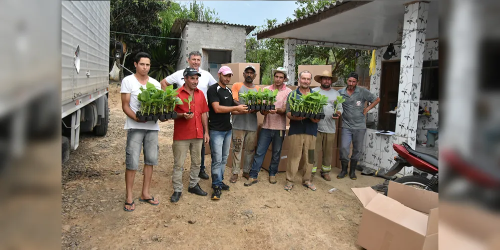 Imagem ilustrativa da imagem Programa da Klabin aumenta renda de pequenos agricultores