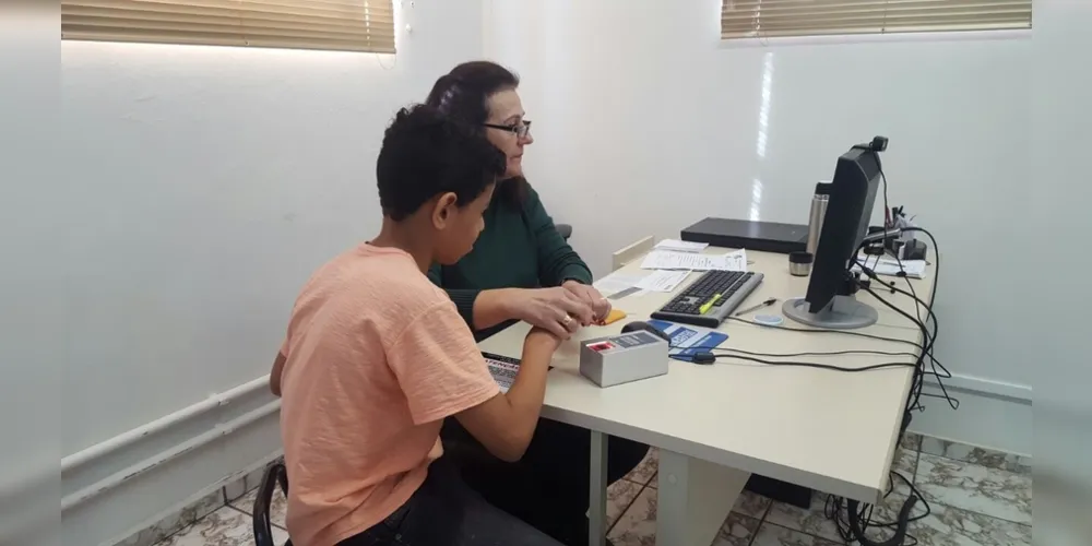 O Criança e Adolescente Protegidos realiza atendimentos em escolas e unidades de socioeducação do Paraná 