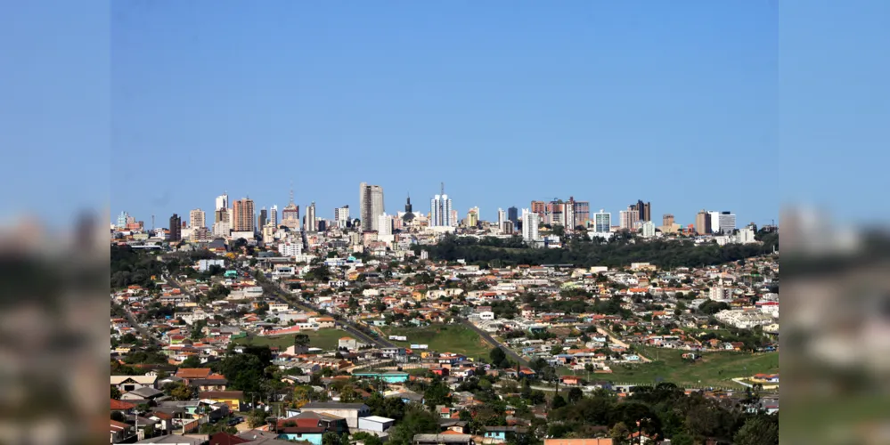 Decreto busca conter casos do novo coronavírus na cidade e será válido por 15 dias

