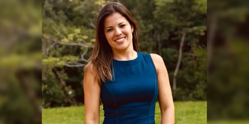 NIVER - Letícia Cavina receberá os cumprimentos pela troca de idade nesta quinta-feira (2). Letícia que ao lado de seus familiares responde pelo Buffet Cavina, que vem se destacando pela qualidade de seus serviços na realização de eventos na região. Da coluna RC os votos de realizações e alegrias.