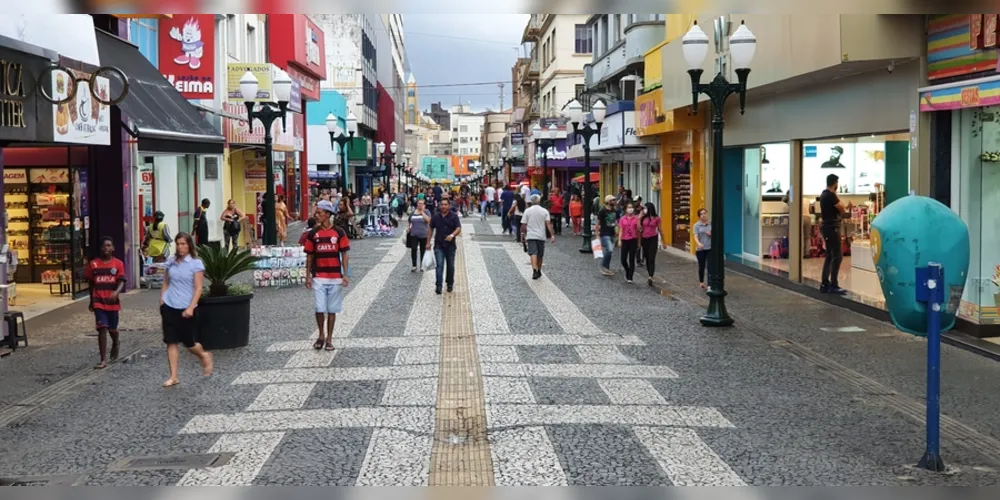 Comércio deverá ser aberto com 'escala' para evitar aglomerações