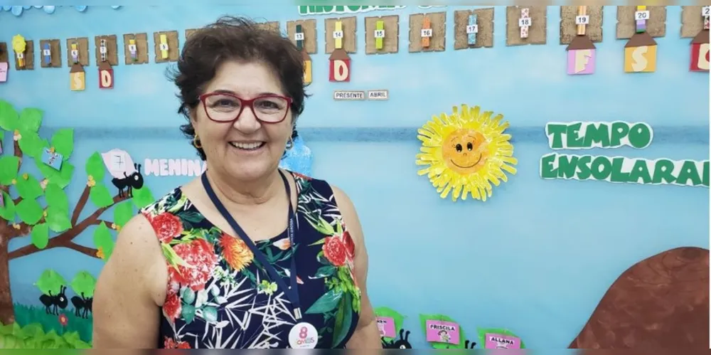 Secretária Municipal de Educação, Esméria Saveli