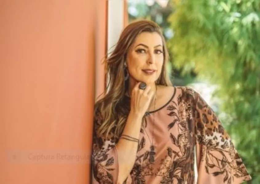 REGISTRO - No registro especial de Laertes Soares, a empresária e farmacêutica Juliana Ribeiro, que responde pela Eficácia Farmácia de Manipulação. Juliana vem apresentando uma série de lives no seu instagram, levando informação e conhecimento para seus fiéis clientes