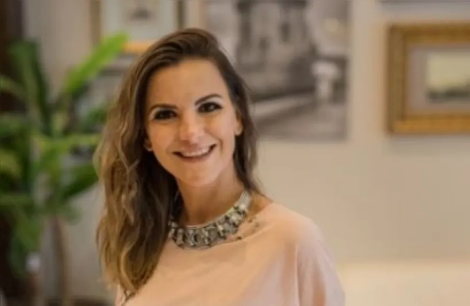 DESTAQUE - A empresária Ana Rita Rocha, que responde pela franquia Modelle em Ponta Grossa, celebrou seus oito anos de atuação no comércio local. Vale registrar, que a loja está com inúmeras promoções nas linhas fitness, de modeladores e cintas