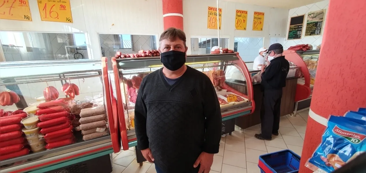 Paulo Presner é proprietário do estabelecimento a Porca Chic