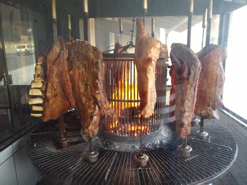 Porca Chic leva aos consumidores o melhor em assados e embutidos