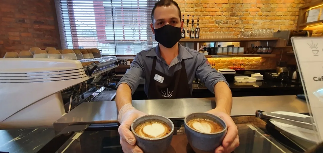 Cafeteria se diferencia na seleção e preparo dos grãos de café e qualidade dos produtos