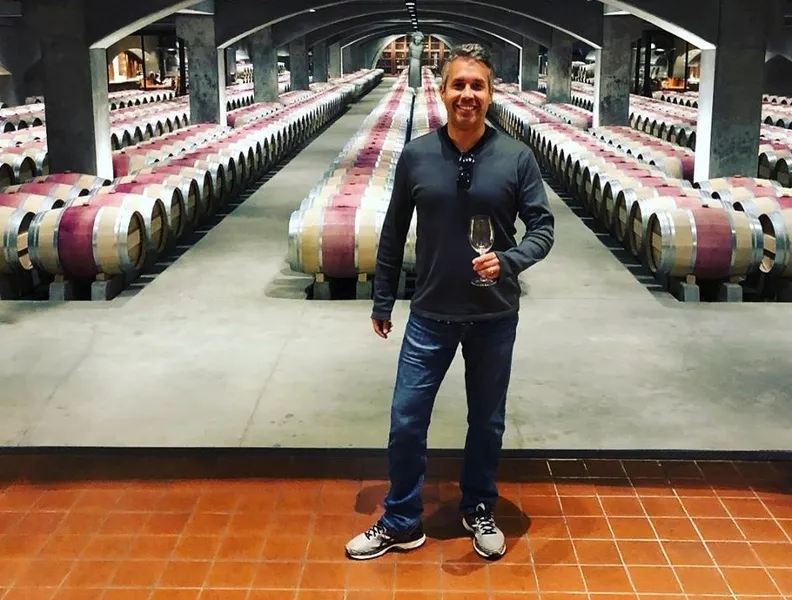 BRINDE A VIDA - O empresário Fábio Perin será muito cumprimentado pela passagem de seu aniversário nesta terça-feira (16). Da coluna RC os votos de felicidades infinitas