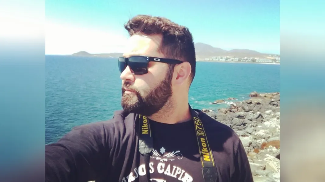 FELICITAÇÕES - O competente fotógrafo Bruno Marinho será muito cumprimentado pela passagem de seu aniversário no próximo sábado (27). Bruno tem se destacado como profissional, na arte de eternizar os momentos felizes das famílias princesinas. Da coluna RC os votos de alegrias e sucesso