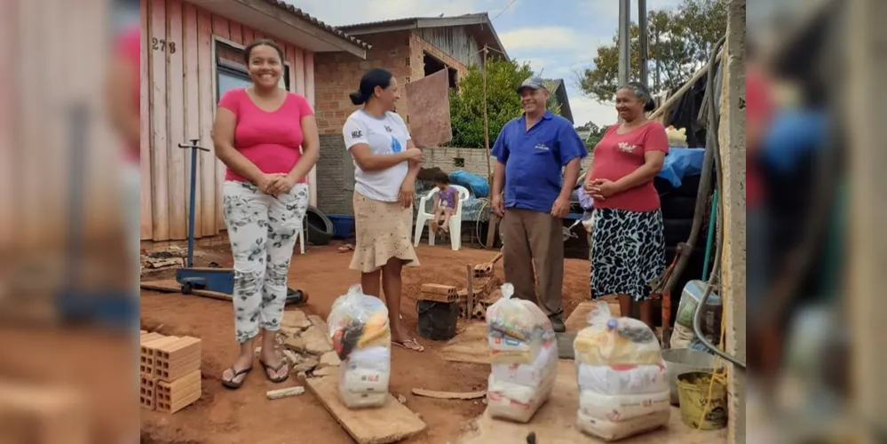 Quase 90 cestas já foram distribuídas pelo projeto