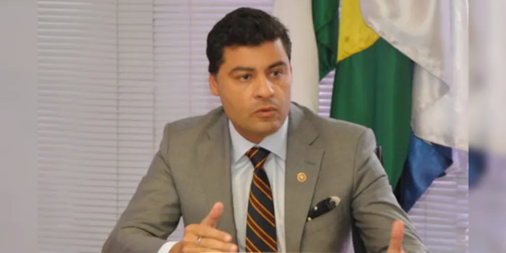 Marcelo Rangel responde à perguntas em rede social