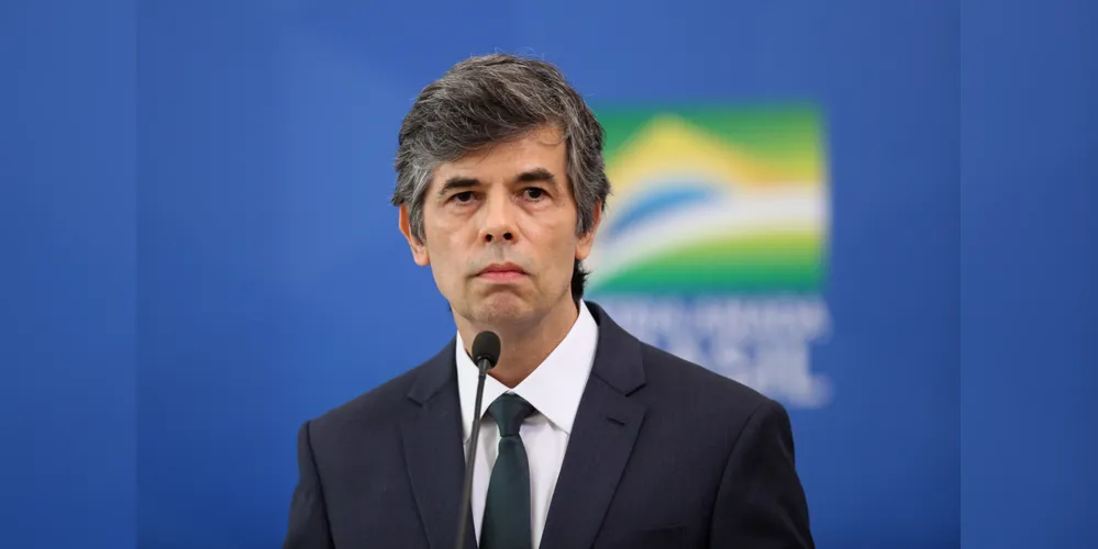 Imagem ilustrativa da imagem Nelson Teich, ministro da Saúde, pede exoneração