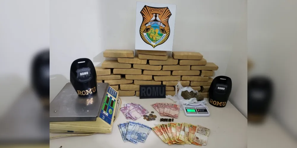 Imagem ilustrativa da imagem GM apreende quase 20 KG de maconha em bairro de PG