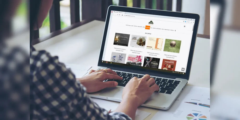 Imagem ilustrativa da imagem Museus usam a internet para manter contato com o público