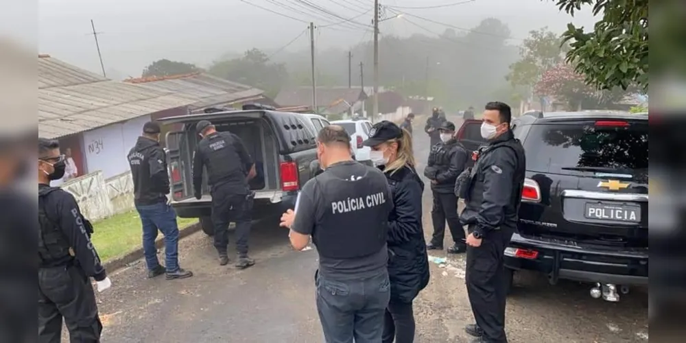 A Policia Civil ressalta que foi indispensável a colaboração da população, que através de denúncias possibilitou a rápida elucidação do caso.