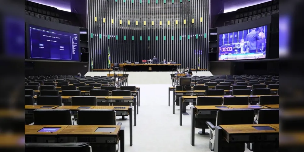 A medida não prevê modificação no tempo de mandato dos cargos eletivos