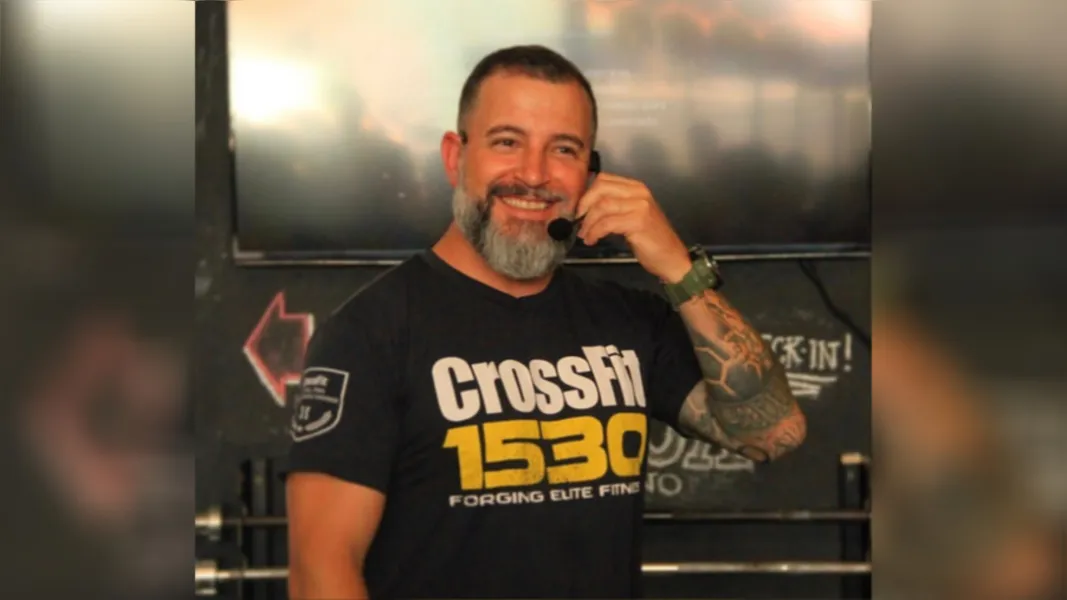 NOVO CICLO - O Head Coach Ricardo Santos comemora a chegada de seu aniversário nesta terça-feira (21). Ricardo que responde pelo Crossfit 1530, vem a cada dia conquistando mais adeptos. Da coluna RC os votos de saúde e alegrias!