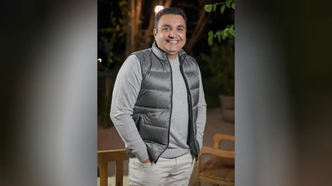 FELICITAÇÕES - Cíntia Rosa receberá as felicitações pela passagem de seu aniversário nesta sexta-feira (28). No registro, Cíntia e seu marido Wellington Gomes. Da coluna RC os votos de alegrias e sucesso
