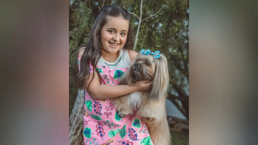 Mariella M. Vendrami Vardanega  e o belo Charlie