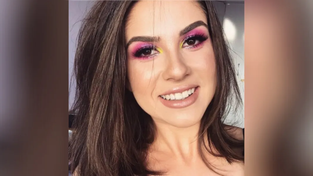 FELICITAÇÕES - A bela e destacada fisioterapeuta Gabriela de França Cury na próxima segunda-feira (28), receberá as felicitações pela passagem de seu aniversário. Da coluna RC os votos de alegrias e sucesso