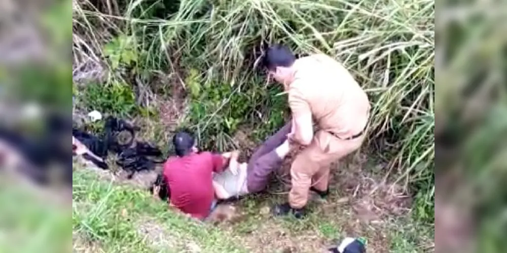 Ação ocorreu na tarde desta quinta-feira (30). Exames identificaram que o idoso estava entrando em estado de hipotermia.