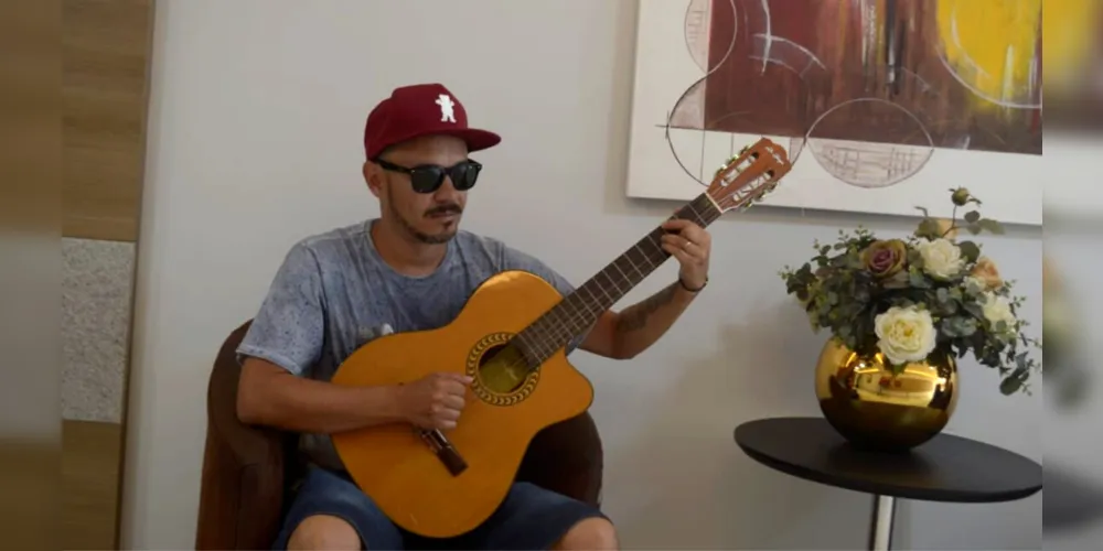 Músico, Michael Junqueira é o idealizador do Projeto Quarentena Records.