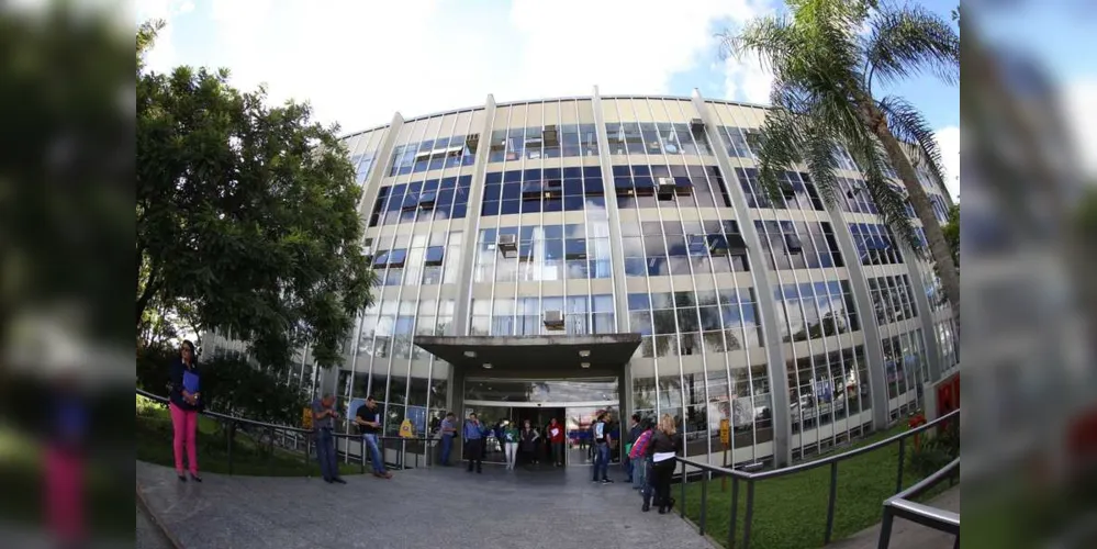 Imagem ilustrativa da imagem Prefeitura permite pagar dívidas à vista com desconto de juros