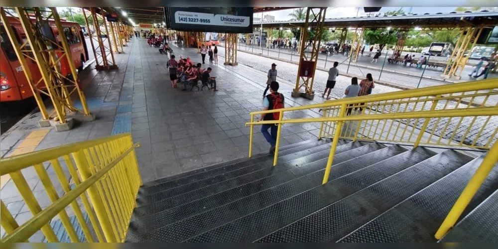 Atualização destaca que Ponta Grossa conta com 2.200 pacientes recuperados e 1.447 em isolamento domiciliar