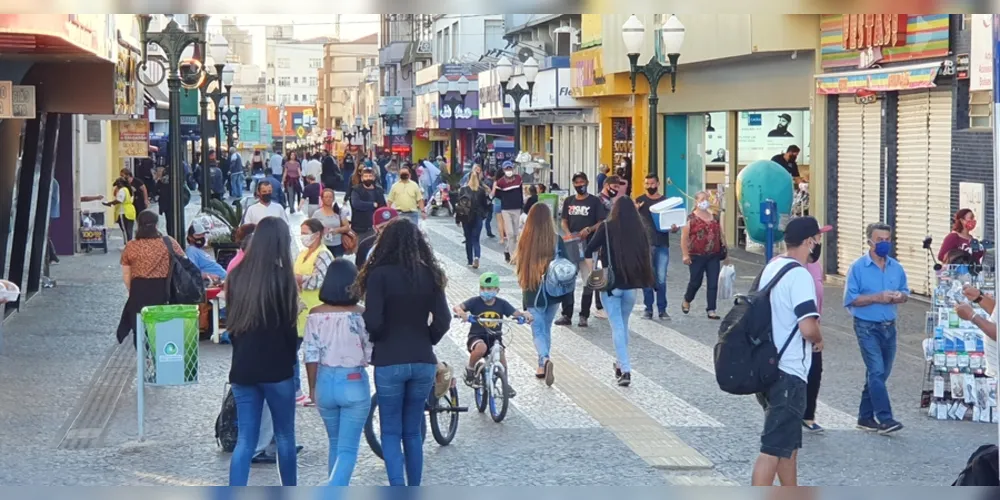 Desde o começo da pandemia, Ponta Grossa registrou nesta terça o maior número de casos em 24 horas