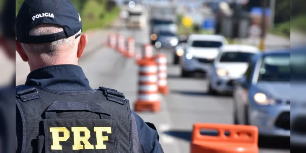 Entre os focos da fiscalização das equipes da PRF estão a embriaguez ao volante, as ultrapassagens proibidas e o controle de velocidade.