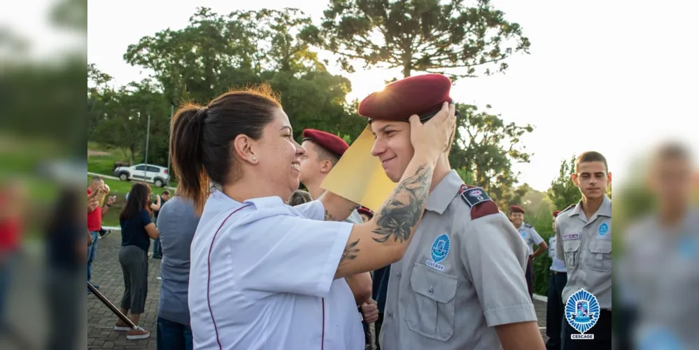 A instituição forma jovens com objetivos claros de resgatar valores de cidadania, civismo e patriotismo