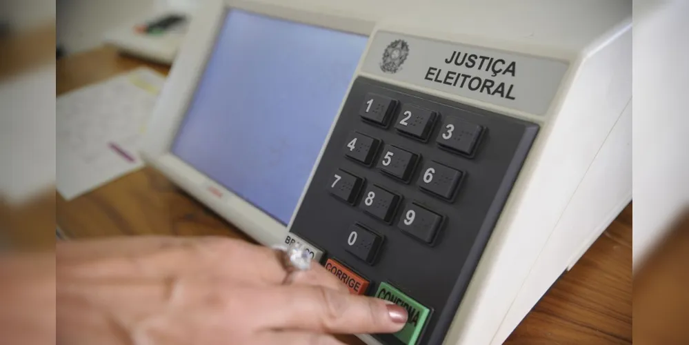 Seis instituições abrigam mais de quatro mil eleitores no município