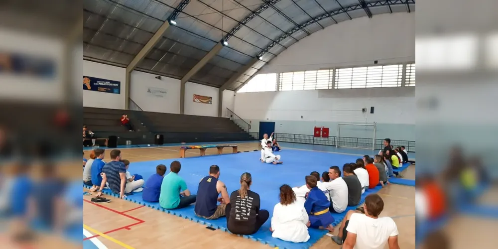 Alunos maristas dispõem de propostas pedagógicas que aliam tecnologia, estímulo à autonomia, pensamento crítico e forte ensino acadêmico