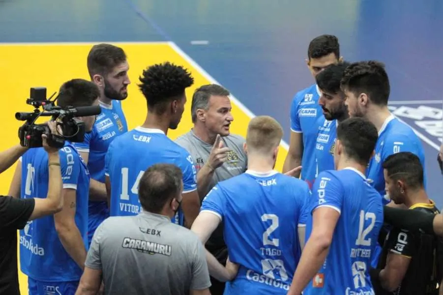 Equipe paranaense busca recuperação no segundo turno da competição