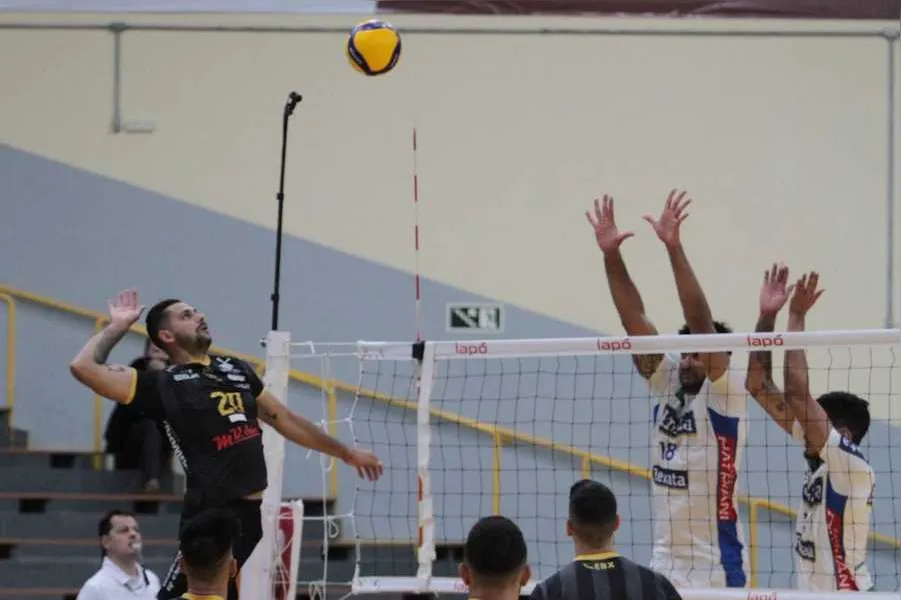 Equipe paranaense busca recuperação no segundo turno da competição