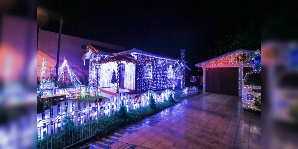 O Concurso de Decoração Natalina 2020 distribuiu R$ 36 mil em premiações, que foram entregues nesta quarta-feira, 16, aos vencedores.