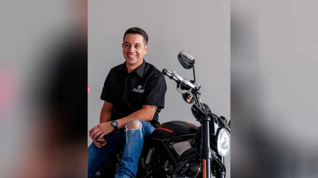 NIVER - O advogado e empresário Wandrey Carvalho será muito cumprimentado pela passagem de seu aniversário neste sábado (16). Wandrey que atua nas áreas Civil e Empresarial, é destaque por seu trabalho competente em nossa cidade. Da coluna RC os votos de felicidades e sucesso.