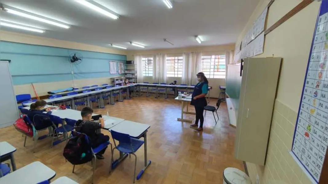 Ponta Grossa volta às aulas respeitando novas regras